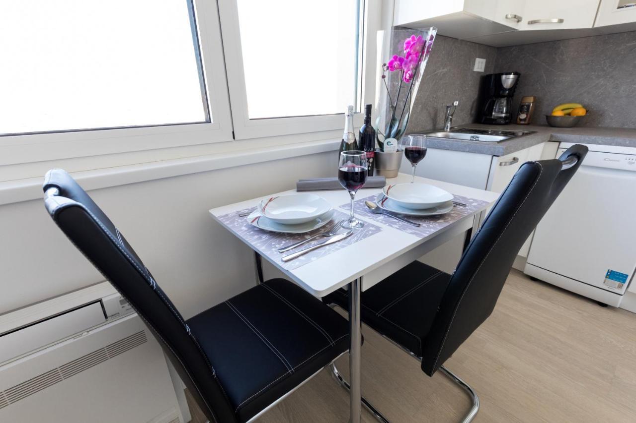Studio Apartman Moonlight Задар Екстериор снимка
