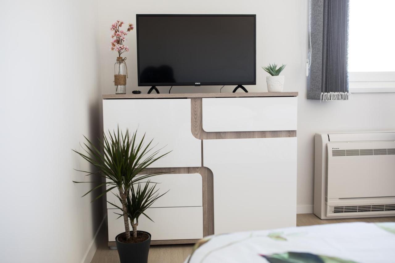 Studio Apartman Moonlight Задар Екстериор снимка