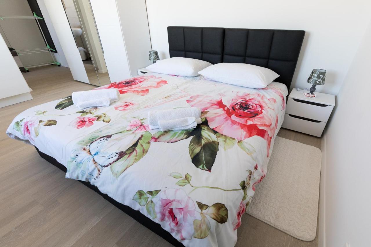 Studio Apartman Moonlight Задар Екстериор снимка