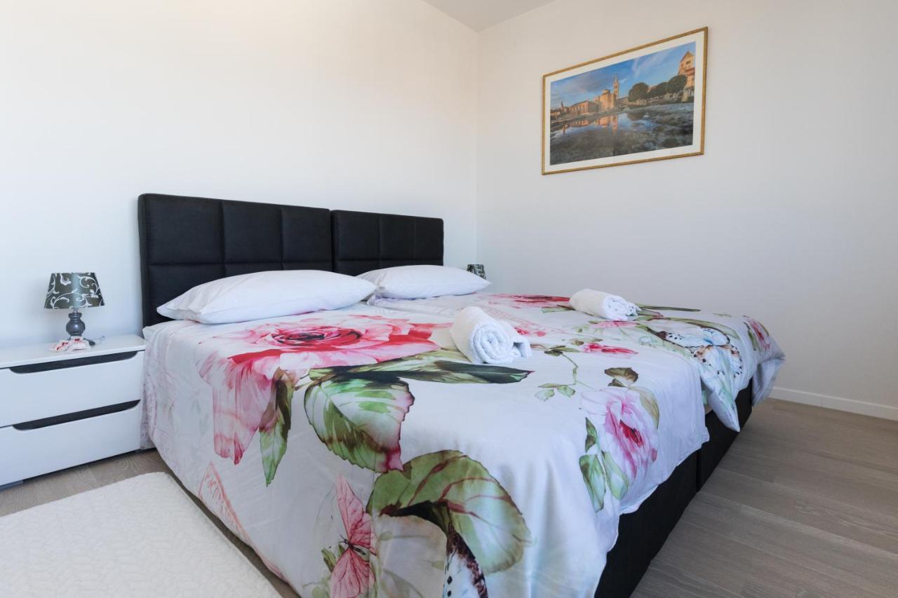 Studio Apartman Moonlight Задар Екстериор снимка